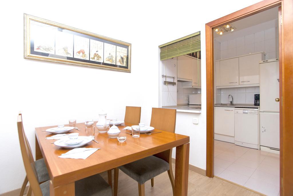 Apartment Bright Sagrada Familia Barcelona Bilik gambar