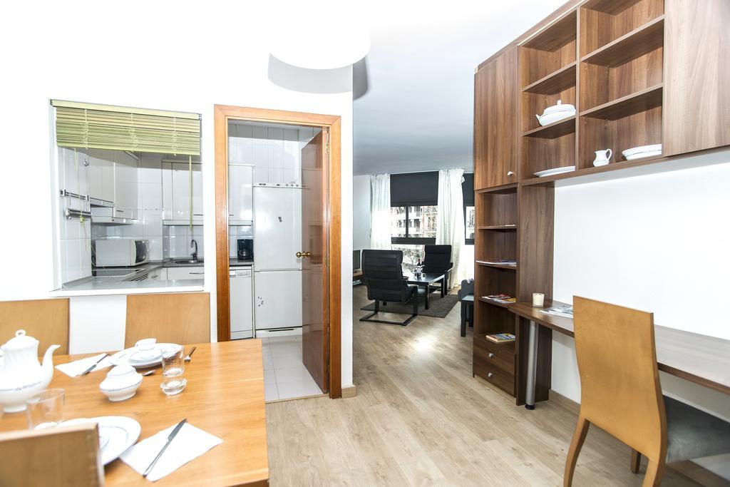 Apartment Bright Sagrada Familia Barcelona Luaran gambar