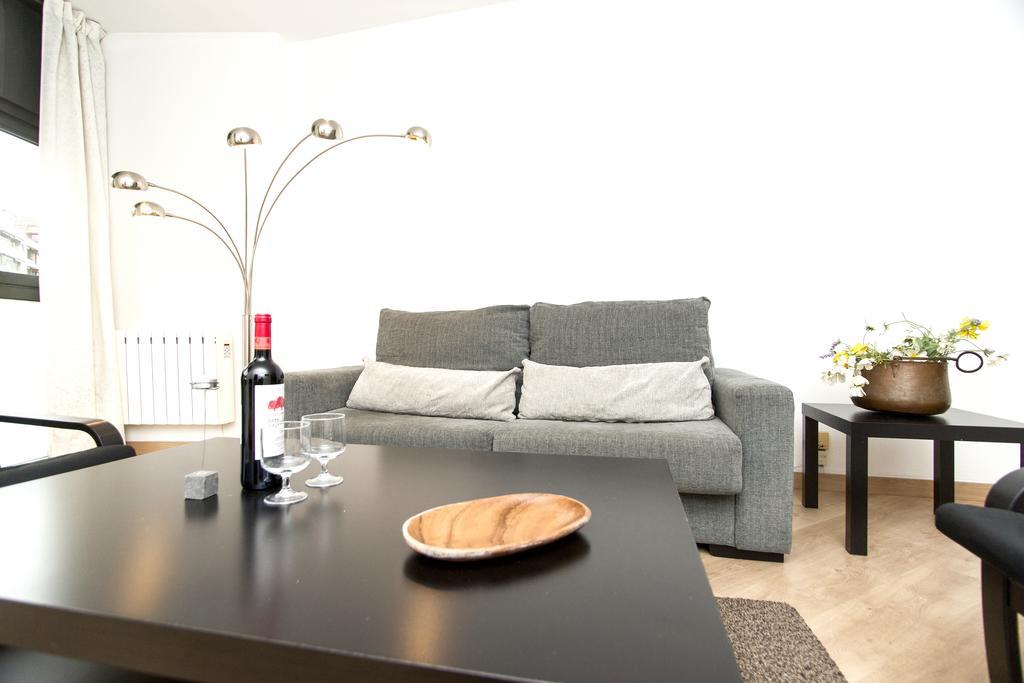 Apartment Bright Sagrada Familia Barcelona Bilik gambar