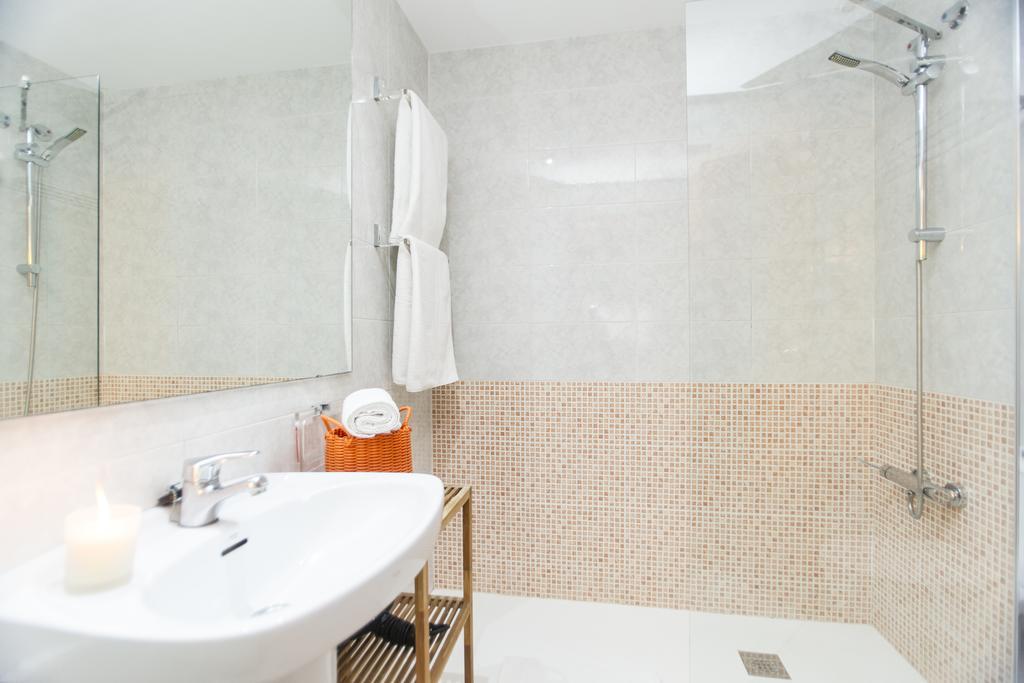 Apartment Bright Sagrada Familia Barcelona Bilik gambar