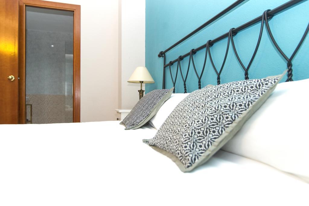 Apartment Bright Sagrada Familia Barcelona Bilik gambar